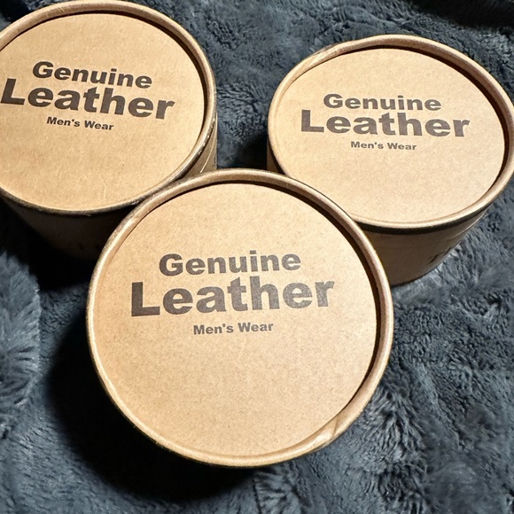 SOLD - 3 reversible belts - red, blue, pink (black reverse side) - Picture 9 of 9